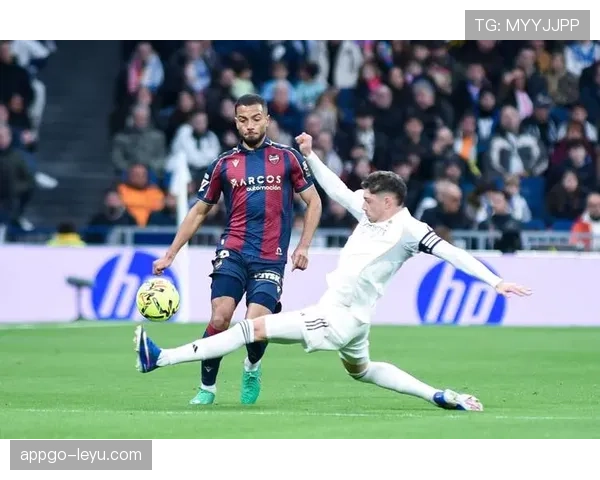 巴尔韦德加盟皇马开启西甲新星崛起之路，状态备受期待