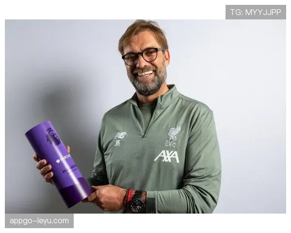 克洛普：以领袖风范重塑足球历史的传奇教练