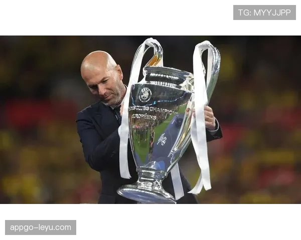 齐达内更衣室管理秘笈：打造团结高效球队氛围的关键之道