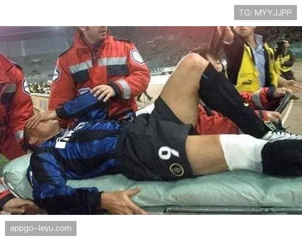 国际米兰进攻上限受限,中场创造力不足影响锋线发挥 国际米兰进攻上限受限,中场创造力不足影响锋线发挥