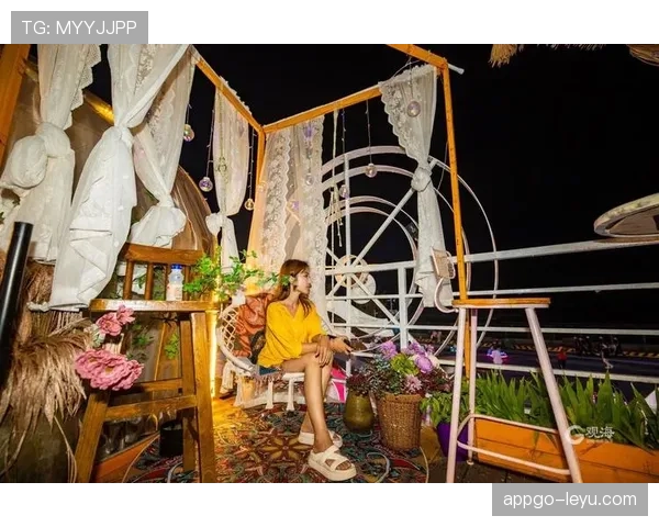 假设把卢玉菲的衣帽间搬进我们小区楼道，楼道秒变网红打卡点