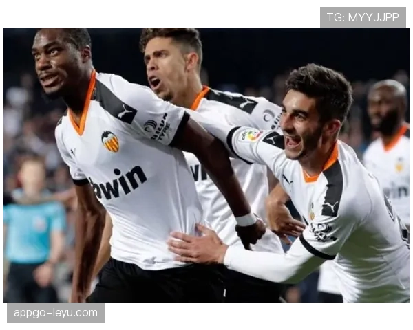 瓦伦西亚俱乐部运营危机持续发酵，或影响球队竞争格局与赛季稳定性